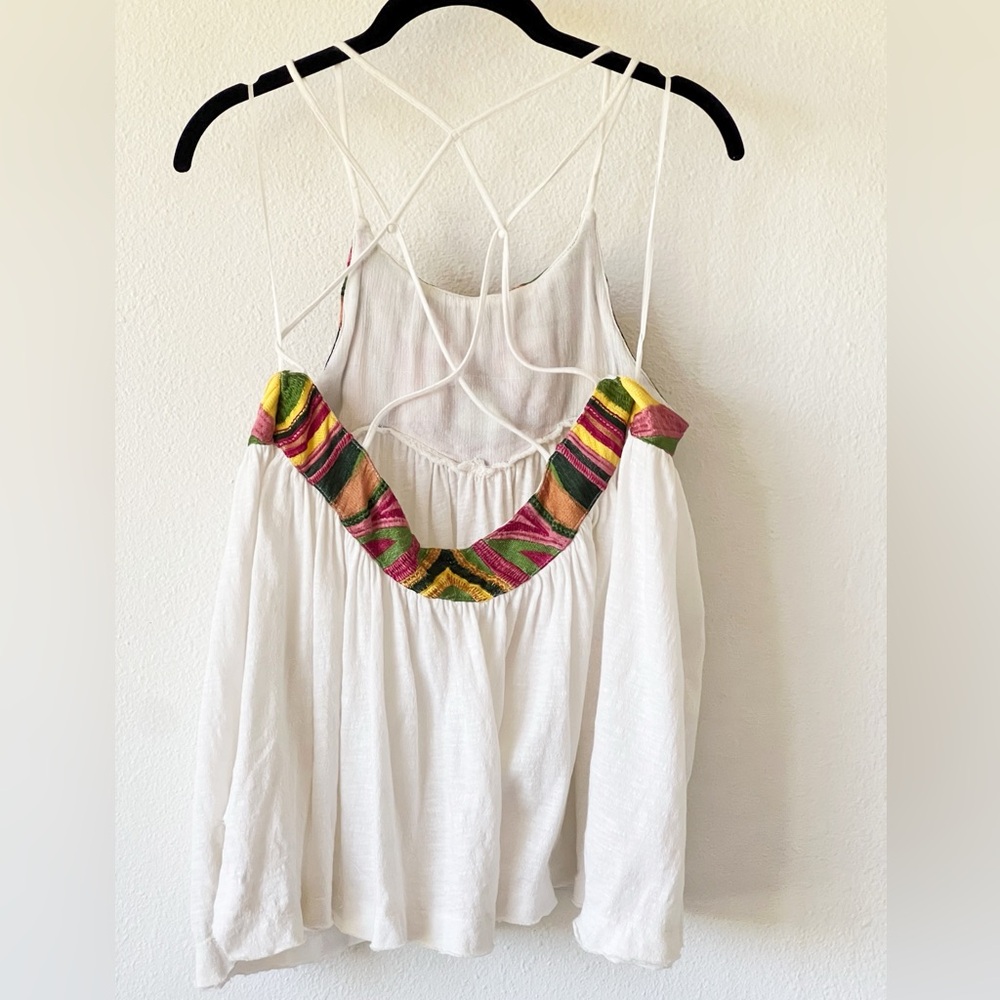 Free People White Flowy Pink and Green Bohemian Embroidered Tank Size Medium - Picture 6 of 13